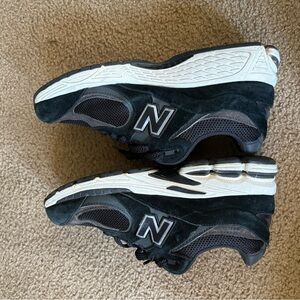 New Balance Black and White Athletic Shoes